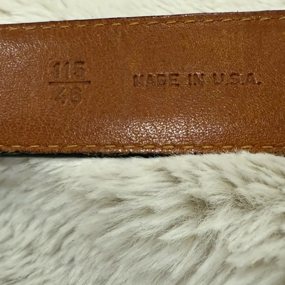 **Lejon Brown Leather Belt – Size 46 – Alligator Grain Embossed Steerhide**